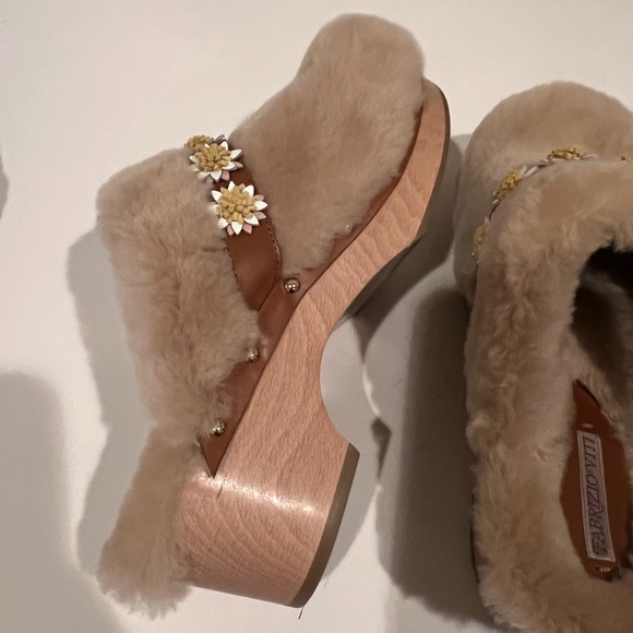 Fabrizio Viti Jean shearling daisy clogs like new size 38 made in Italy auth! - Picture 7 of 11